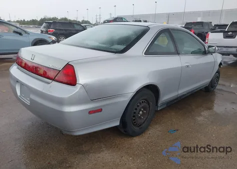 2001 Honda Accord 2.3 Lx z USA, uszkodzony, nr VIN 1HGCG32641A019028